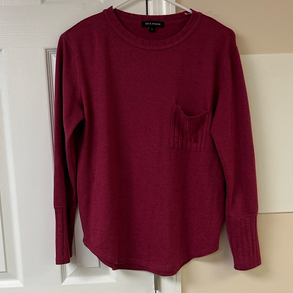 Tint & Shadow Lightweight Sweater With Pockets